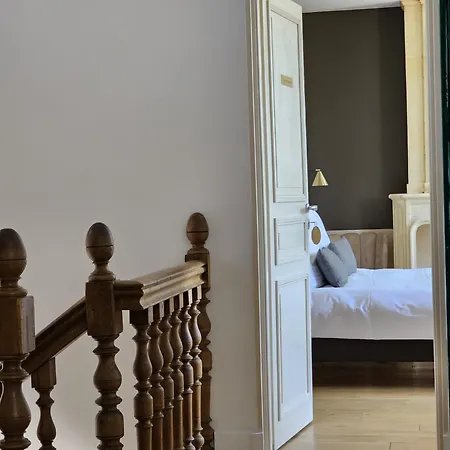 Clos Des Jacobins Bed and Breakfast