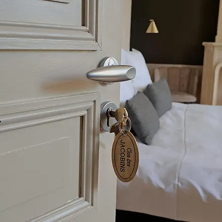 Nocleg ze śniadaniem Clos Des Jacobins 3*