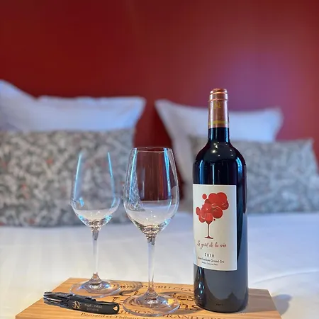 Clos Des Jacobins Bed and Breakfast