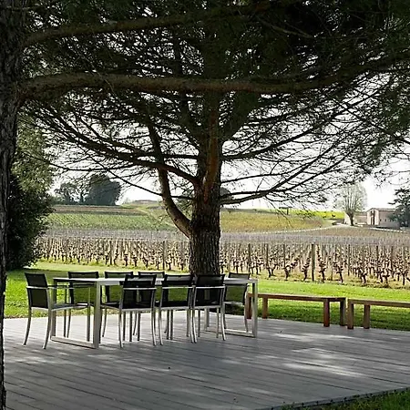 Clos Des Jacobins 3*