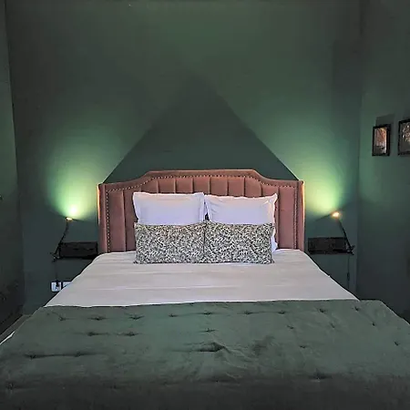 Bed & Breakfast Clos Des Jacobins 3*