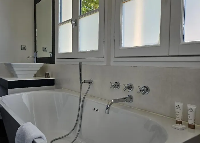 Clos Des Jacobins Bed & Breakfast Saint-Émilion