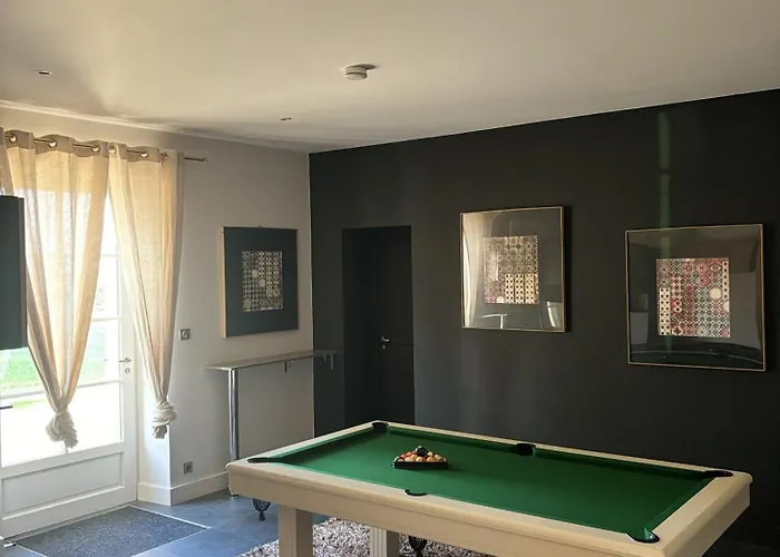 Clos Des Jacobins Bed & Breakfast